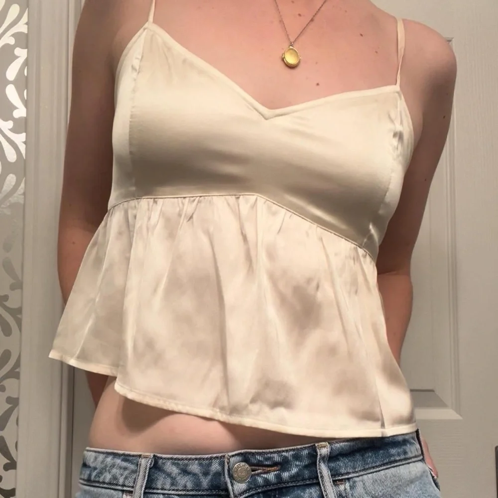 Hollister Sage Green Satin Top - Picture 6 of 7